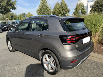 VW T-Cross Heckansicht mit LED-Rückleuchten