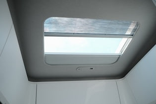 VW Grand California 600 mieten – Premium Camper für deinen Roadtrip