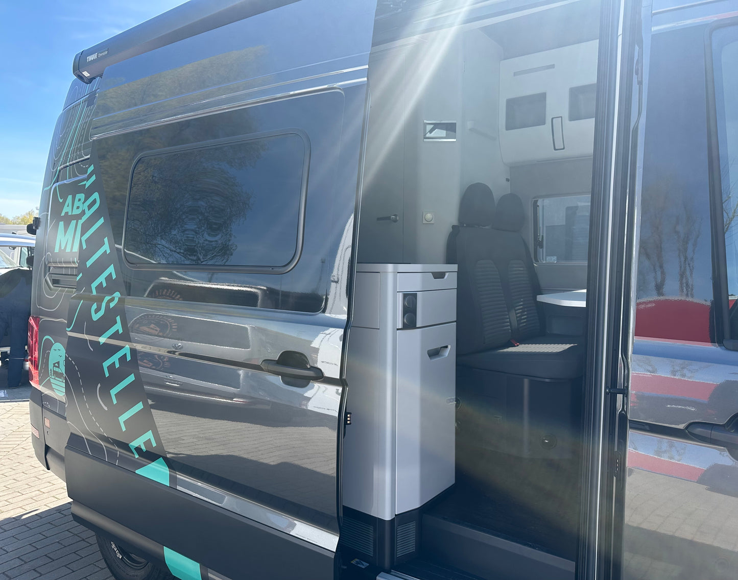 VW Grand California 600 mieten – Premium Camper für deinen Roadtrip