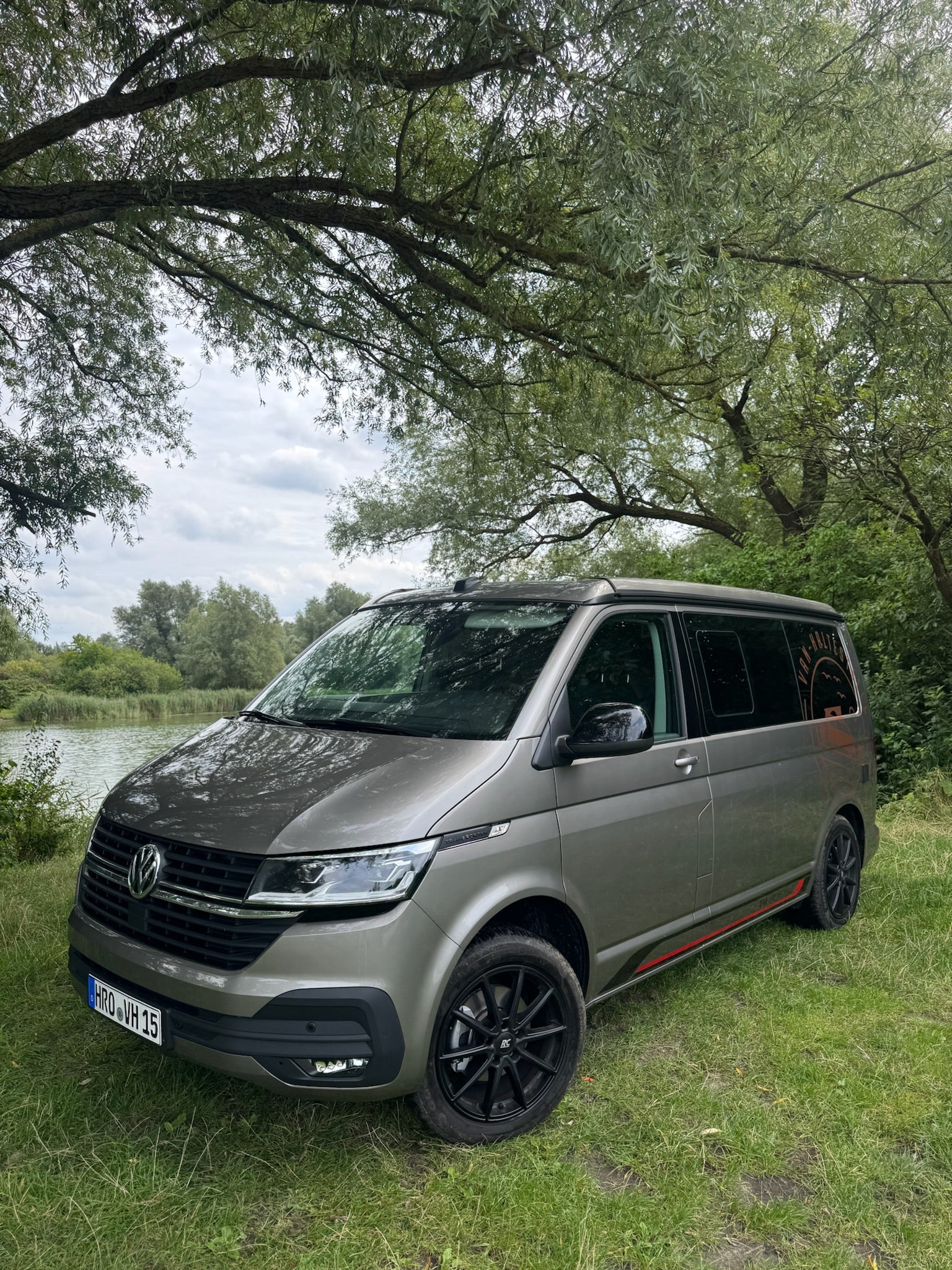 vw bus mit dachzelt mieten VW T6.1 Camper mieten