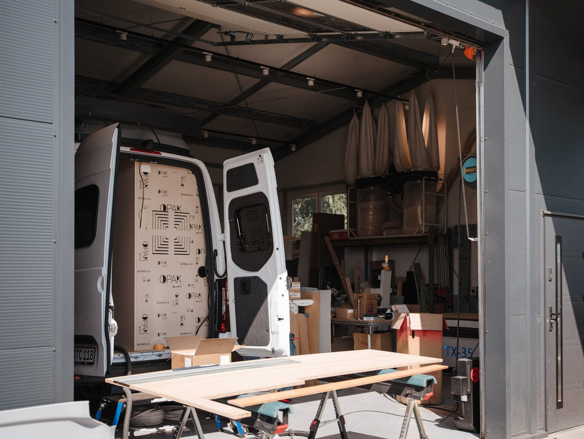 Crafter-Ausbau mit Queenply in der Halle