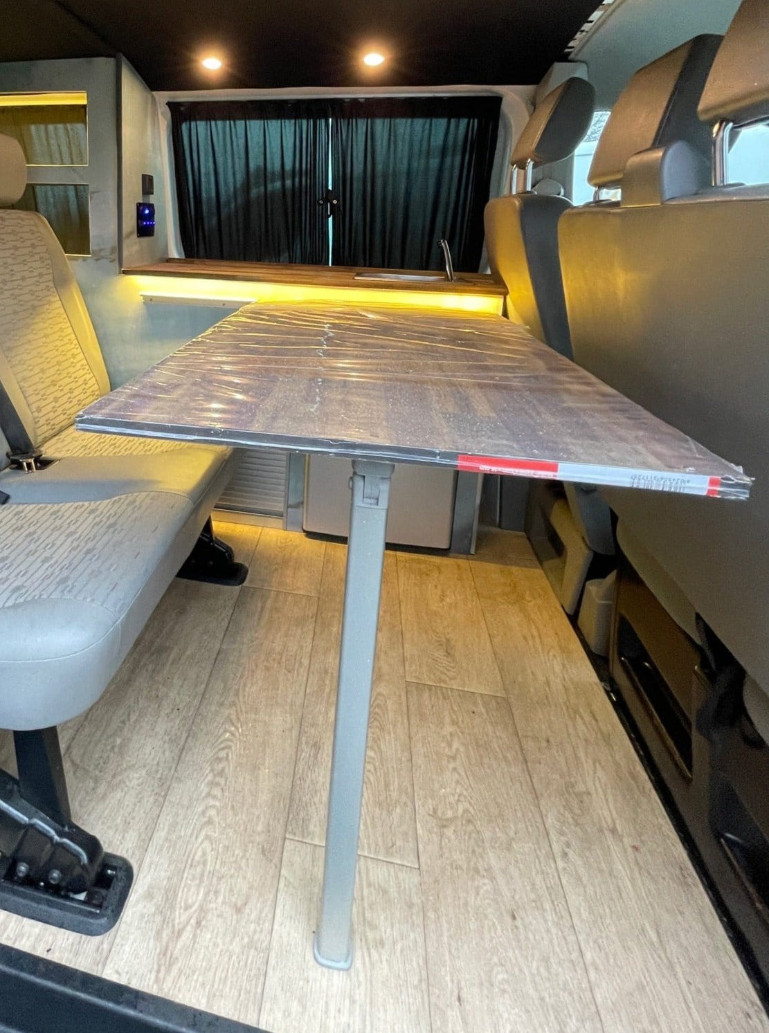 Reimo Tischbein klappbar, silber – VAN-HALTESTELLE
