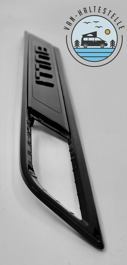 VW Schriftzug T6.1 Emblem Hochglanz Schwarz für California und Multivan VW Bulli Van- Haltestelle